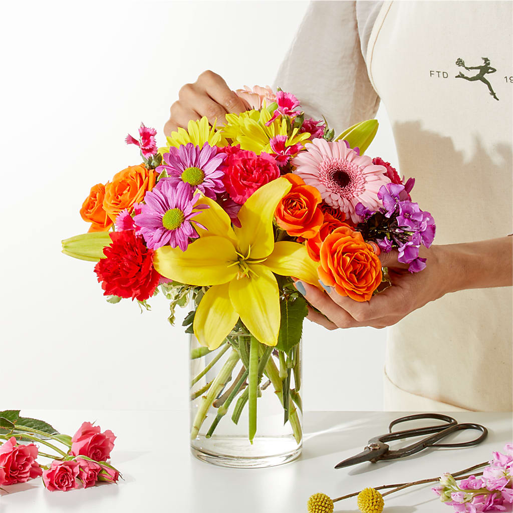 Cue the Confetti - A Florist Original – FORGET ME NOT FLOWERS & GIFTS, Walnut Creek CA
