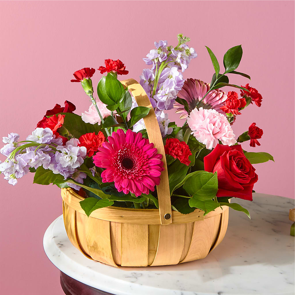Pink Picnic Basket – FORGET ME NOT FLOWERS & GIFTS, Walnut Creek CA