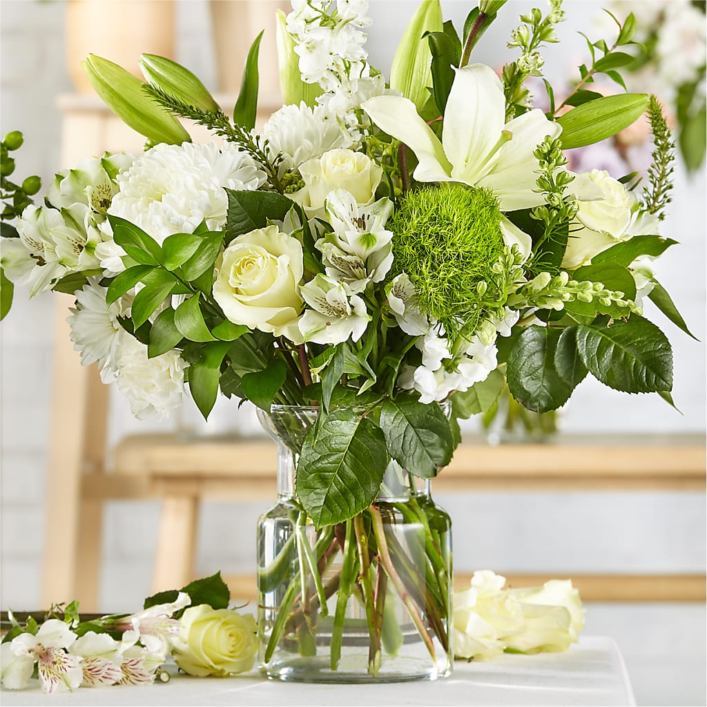 Classic Ivory – A Florist Original – FORGET ME NOT FLOWERS & GIFTS, Walnut Creek CA