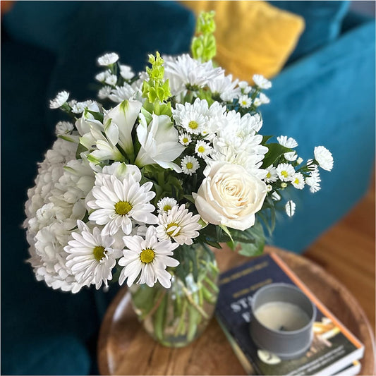 Classic Ivory – A Florist Original – FORGET ME NOT FLOWERS & GIFTS, Walnut Creek CA