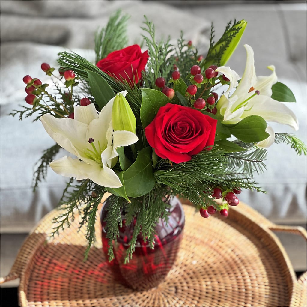 Evergreen Delight Bouquet – FORGET ME NOT FLOWERS & GIFTS, Walnut Creek CA