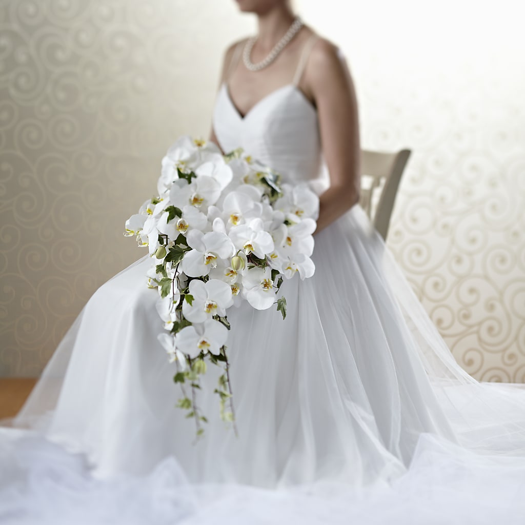 Classic White Bouquet – FORGET ME NOT FLOWERS & GIFTS, Walnut Creek CA
