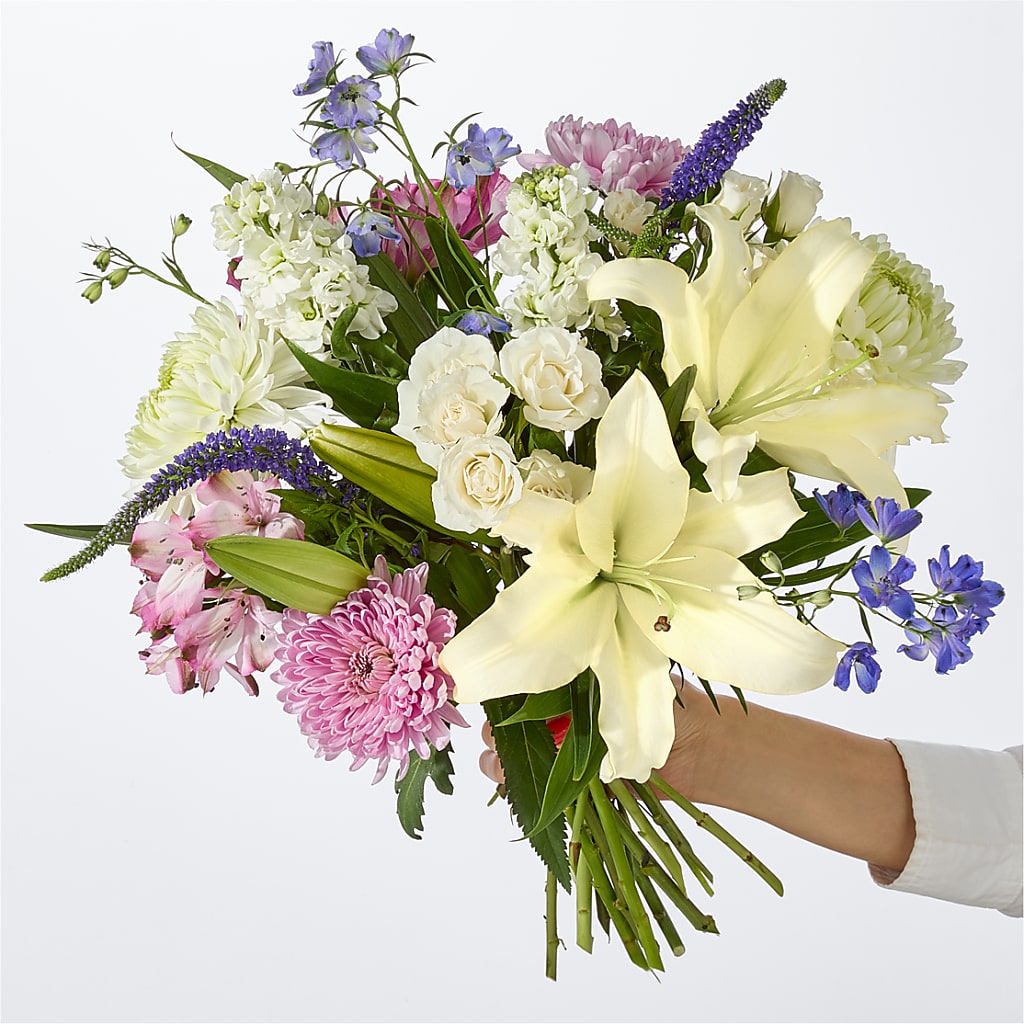 Winter Celebration Bouquet – FORGET ME NOT FLOWERS & GIFTS, Walnut Creek CA