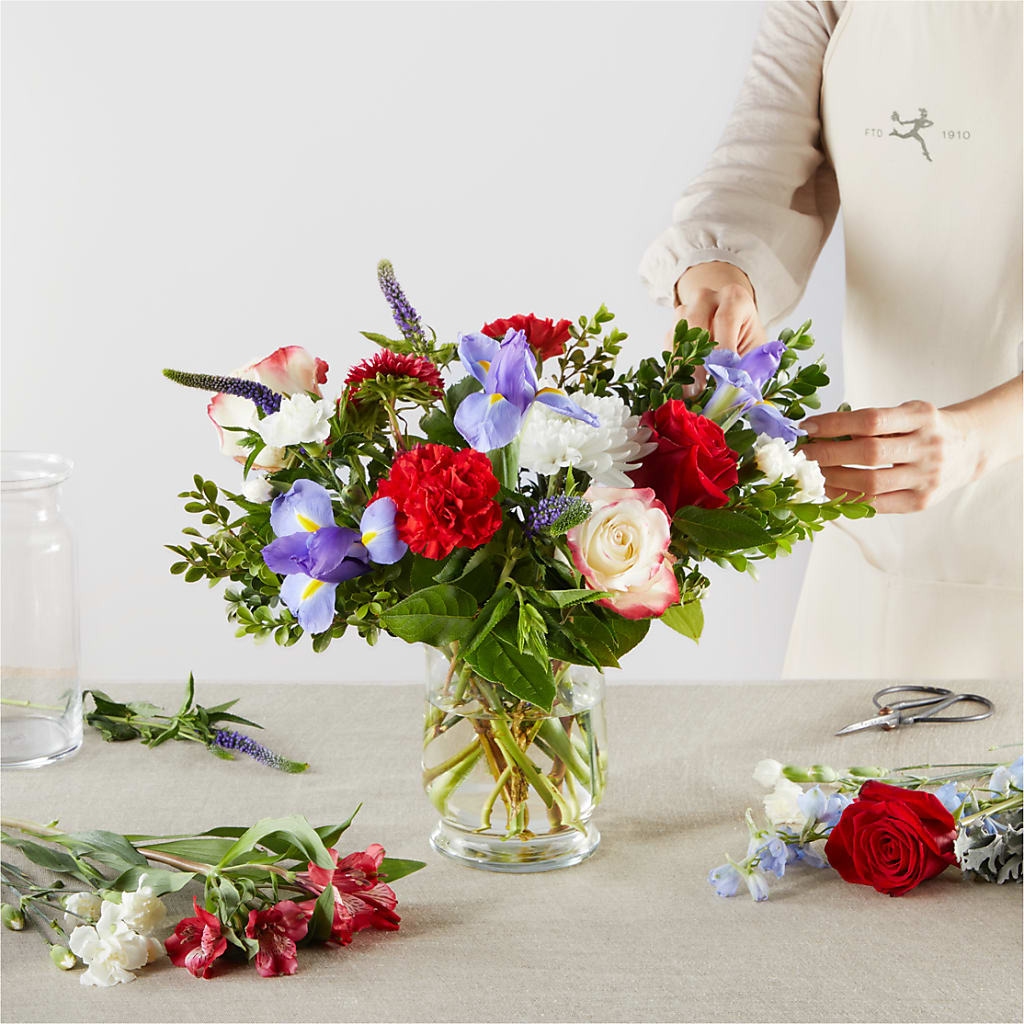 Star Spangled - A Florist Original – FORGET ME NOT FLOWERS & GIFTS, Walnut Creek CA