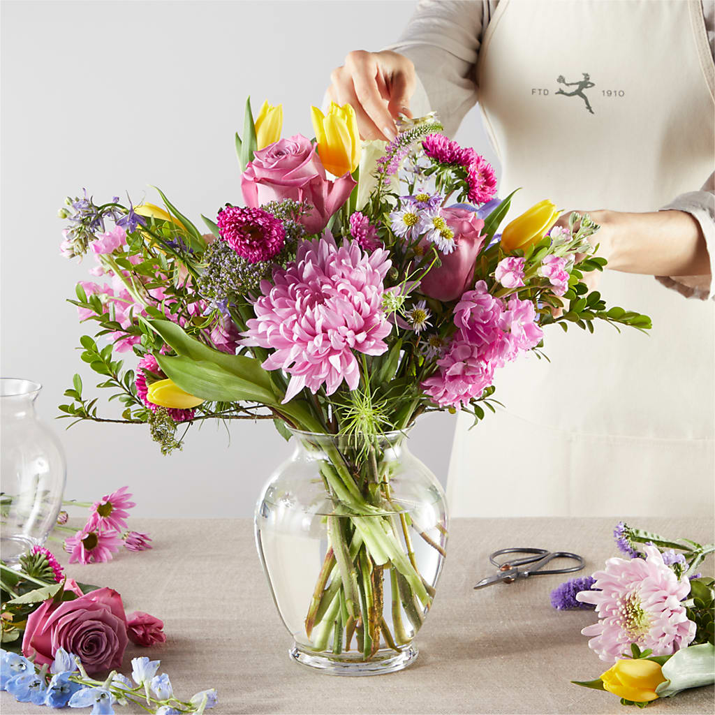 Pastel Tradition - A Florist Original – FORGET ME NOT FLOWERS & GIFTS, Walnut Creek CA